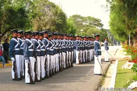 考军校警校应该具备哪些条件？有什么优势？图片