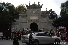 南岳大庙里有七块御赐匾额和一通御碑，你都找到了吗？图片