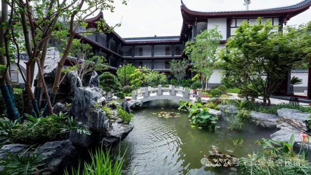 青川民宿：21℃的天然空调房