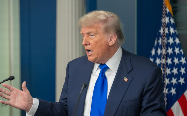 15年前就有高人警告美国，特朗普上台后全部应验了