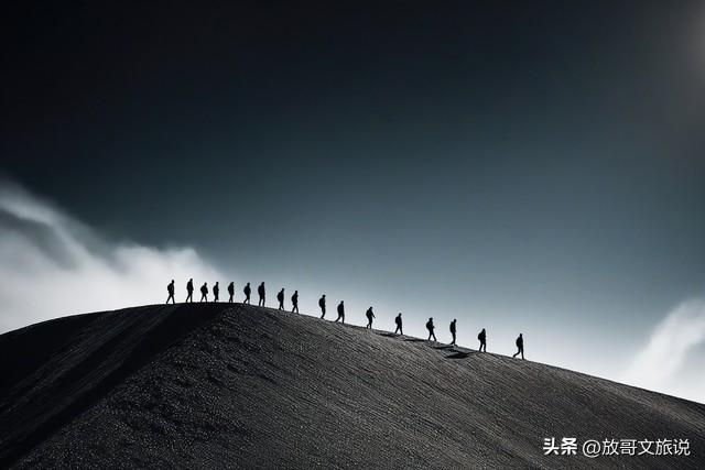 别只盯着庐山了！江西这3个冷门小城，才是真正的仙境天花板！