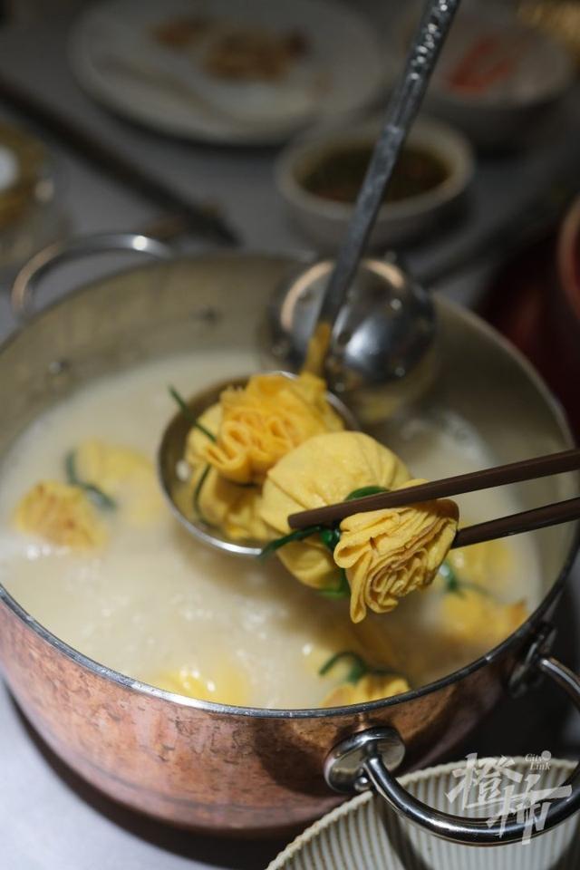 花胶煲干菜 2026年花胶菜干汤功效与禁忌