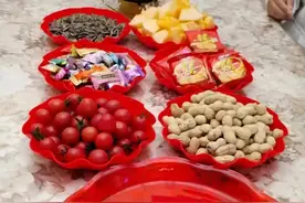 简单的婚礼，却备受称赞，新型结婚模式来了，婚庆公司赚不到钱了图片