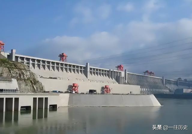 三峡大坝一旦建成，终将会被炸掉！黄万里教授为何说这句话？