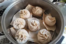 包子包好后，直接放冰箱就“废了”，学会这样做，天天吃新鲜包子图片