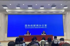 国家统计局：一季度国内生产总值318758亿元 同比增长5.4%图片