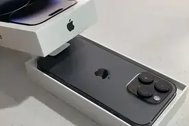 给iPhone14Pro Max换完新电池，有人居然后悔买iPhone15Pro Max了图片