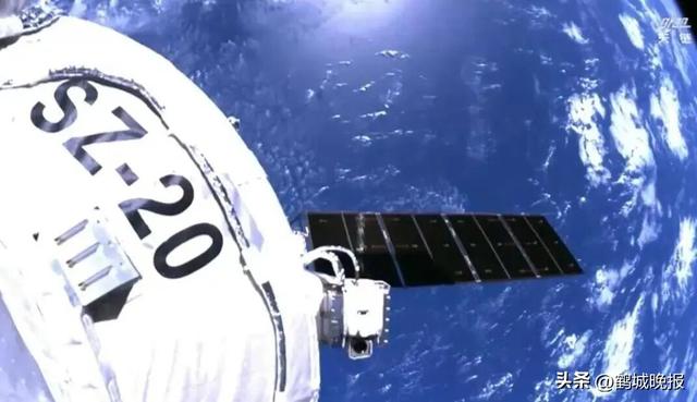 神舟二十号遭碎片撞击返回延期，3 名航天员咋回家？美媒紧盯的难题中国早有后手