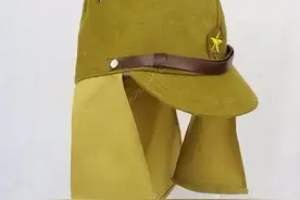 日军为何要在帽子上挂两块布？专家：此举可以少死10万人！图片