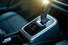 新车直接上高速会报废？老司机实测3大禁忌，学会多开5年！图片