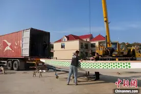 俏销海外！汨罗龙舟出口翻番图片