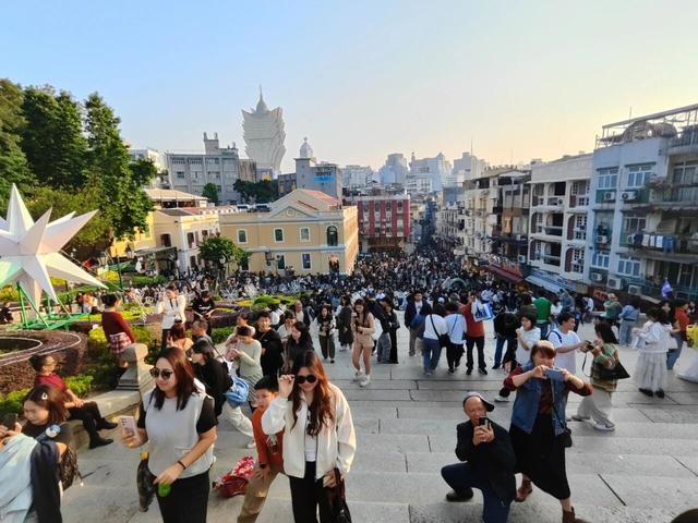 澳门马拉松：比较虐但值得去，濠江跑游全攻略