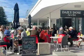 80后夫妻在陶朗加从零开始，劝初到新西兰的华人远离奥克兰图片