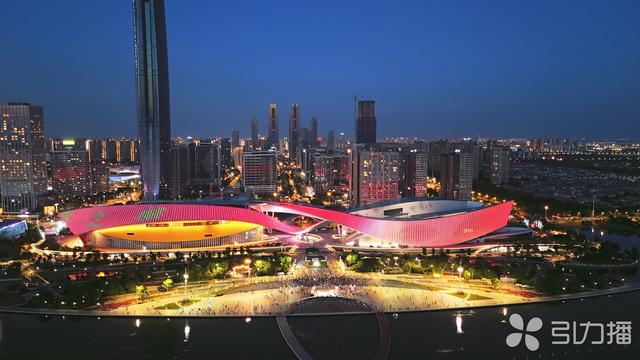 东太湖畔“夜”态纷呈“浪”不停