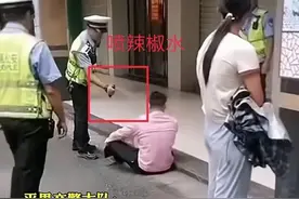 男子被喷辣椒水后续：苹果紧急通报，涉事人员全停职，蒙某并不冤图片