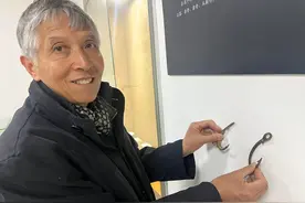 从贵族独享青铜鱼钩到今天大众垂钓休闲，来这个展看中国古代鱼钩演变图片