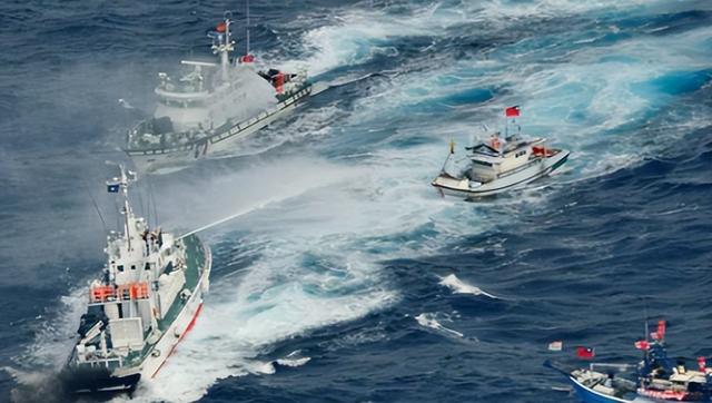 日本通告全球，将强登钓鱼岛？中方已经增兵，普京政府也选边站了