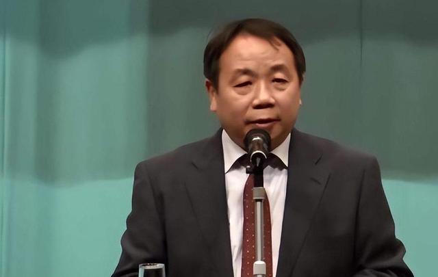 事态严重了	，日本连开3枪，蔡英文已离岛，解放军通牒发往东京
