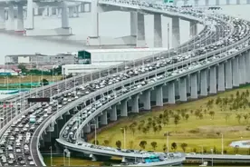 深中通道双向8车道到底够不够用？有双向10车道的高速公路吗？图片