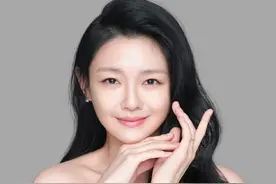 大S骨灰遭邻居投诉，小S将其改为树葬却再惹麻烦，网友发现有蹊跷图片