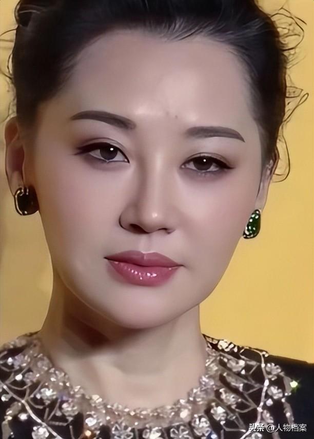 一生“风流成性、老少通吃”，被称女人中极品的她，却56岁还单身