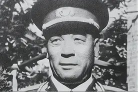 他是粟裕老排长，1955年不满中将军衔，罗荣桓：先不要给他授衔图片