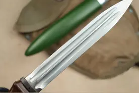 三棱刺刀有什么缺陷？为什么对越反击战后，就遭到了淘汰？图片