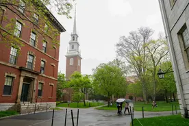 取消哈佛大学招收国际学生资格，特朗普送给中国的礼物？图片