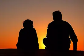 张文宏主任提醒：不想老了在床上度过，请你现在就开始做好这些事图片