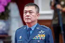 人物专题丨台湾空军新任司令郑荣丰图片