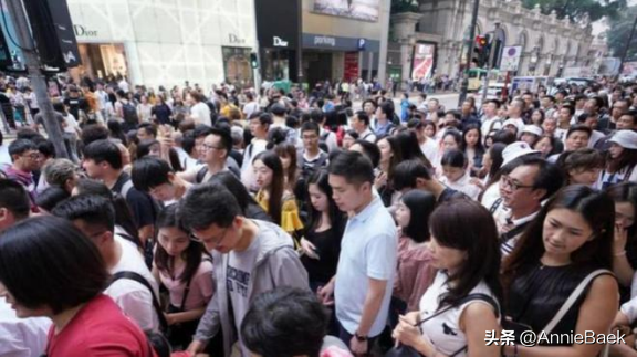 香港如何失去内地旅游市场？网友：不断挑战底线，凉凉是必然的！