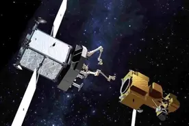 美国又着急了！中国用卫星丢卫星，美媒：中国太空技术武器化图片