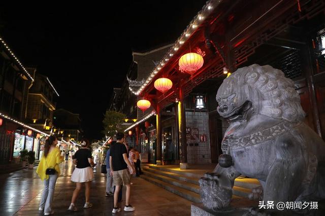 逛老街游后柳水乡、鬼谷岭，在石泉休闲度假好安逸