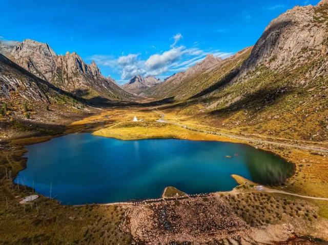 雪落神山，买一送一！莲宝叶则邀您共赴冬日秘境