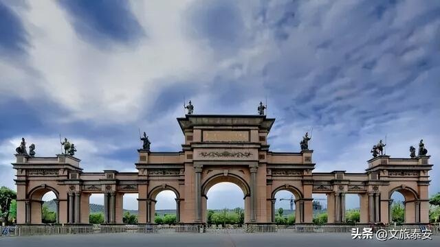 龙争虎“豆” | 泰安“食”力全开！美食争霸赛主场狂欢，13景区+13酒店民宿重磅优惠，超值体验等你来享！