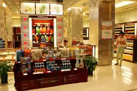 处于困境的600万烟酒商行图片