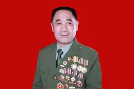 79年军委授予79名战斗英雄，幸存者45人，五年后有9人二次参战图片