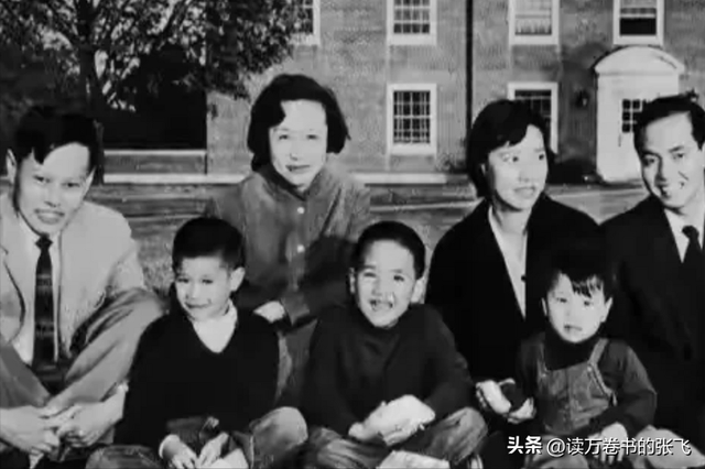 杨光宇赴八宝山送别父亲杨振宁！父亲走了，他仍会把翁帆当亲人