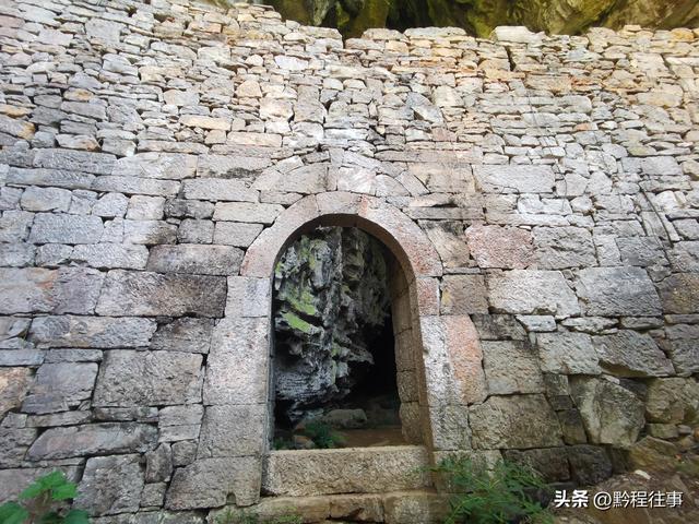 寻找一个空中阁楼躲匪洞堡，一栋150多年历史的深宅大院