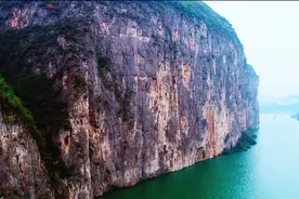 真是太幸运了，如果长江不劈开夔门，四川盆地就变成湖泊了！图片