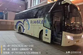 和平区“听劝”连夜办：移动公厕一小时在沈阳站东广场就位图片