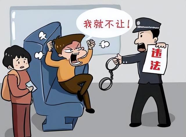 南宁火车霸座女已社死，警方介入、视频全网曝光，结局大快人心