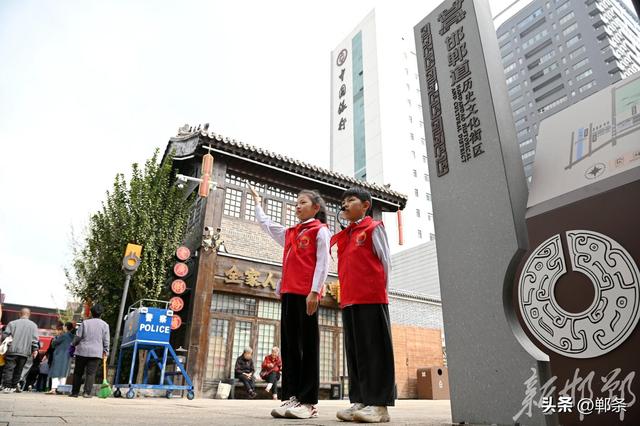 77名红领巾，深情讲家乡