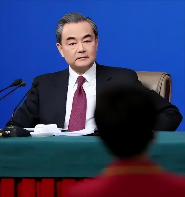 特朗普已做好开战准备？王毅曾警告：中美一旦冲突，结局只有一个