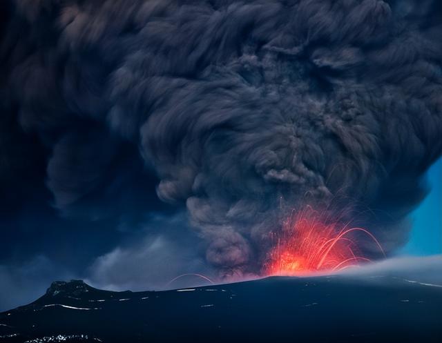 游客暴增7倍，过度旅游将摧毁冰岛？