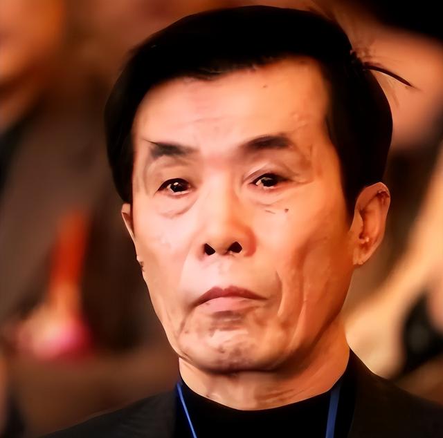 贪财又好色！德不配位的几位老艺术家，诠释了人前一套，背后一套
