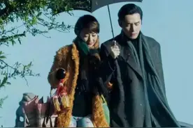 繁花中阿宝的成功，除爷叔外离不开几个女人相助，看看都有谁呢？图片