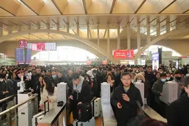 2025年春运开启！石家庄火车站预计发送旅客520.21万人图片