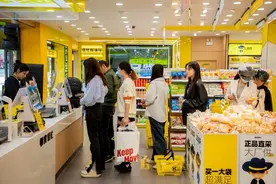 零食很忙：从门店到供应链，数字化全面升级图片