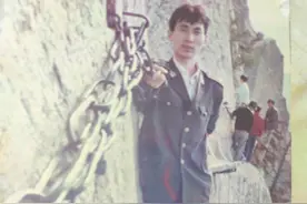 华山长空栈道到底有多可怕？网友：一步不慎，全村吃席！图片